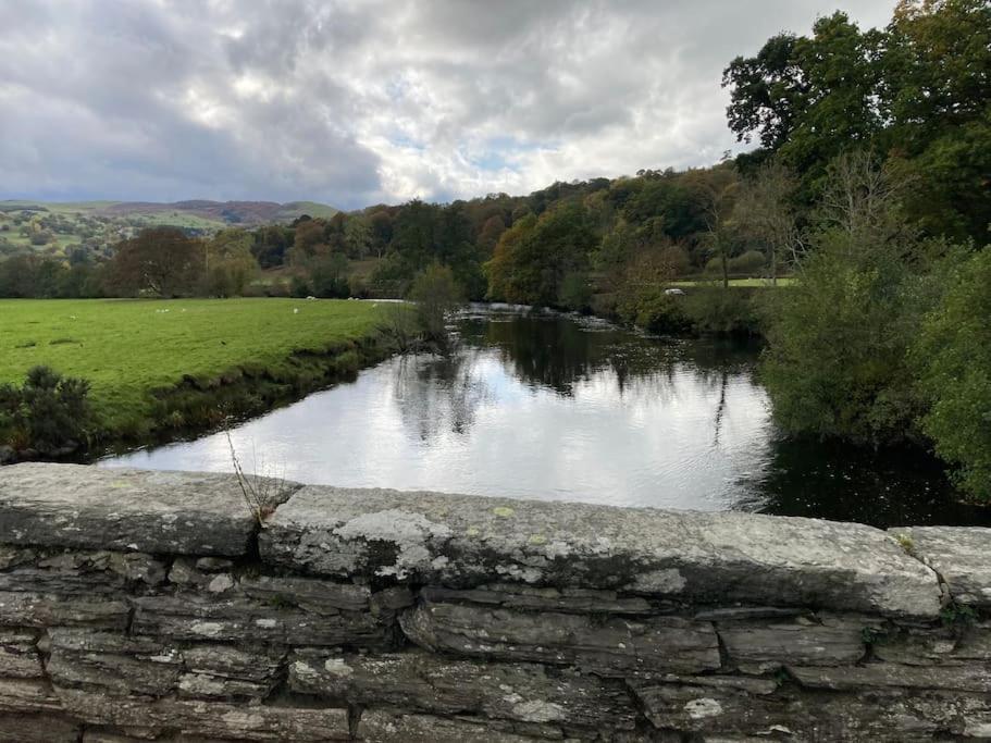 Lovely Peaceful 2 Bed Cottage Llandderfel Eksteriør billede